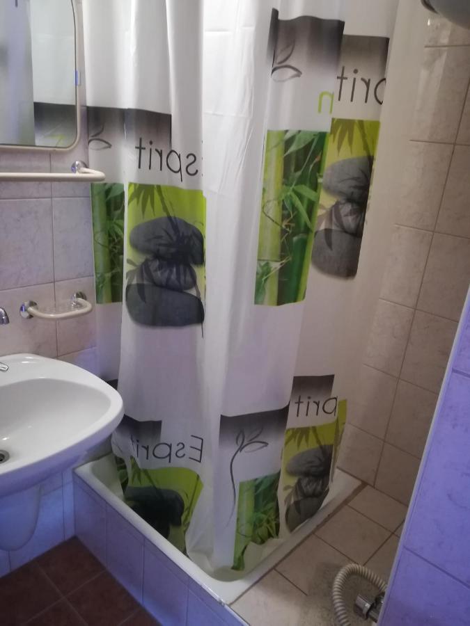 Ozone Apartman Siofok Bagian luar foto